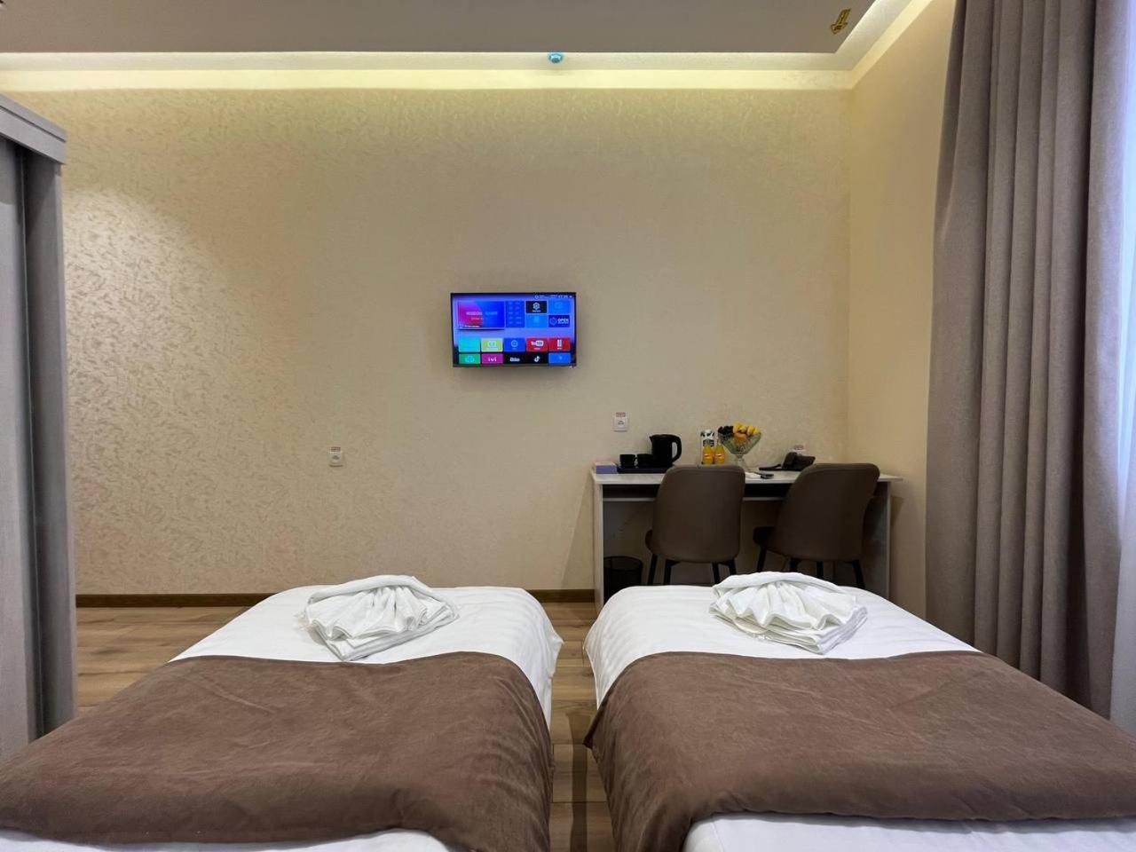 Aks Hotel Tashkent Exterior photo