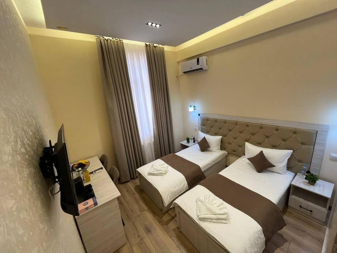 Aks Hotel Tashkent Exterior photo
