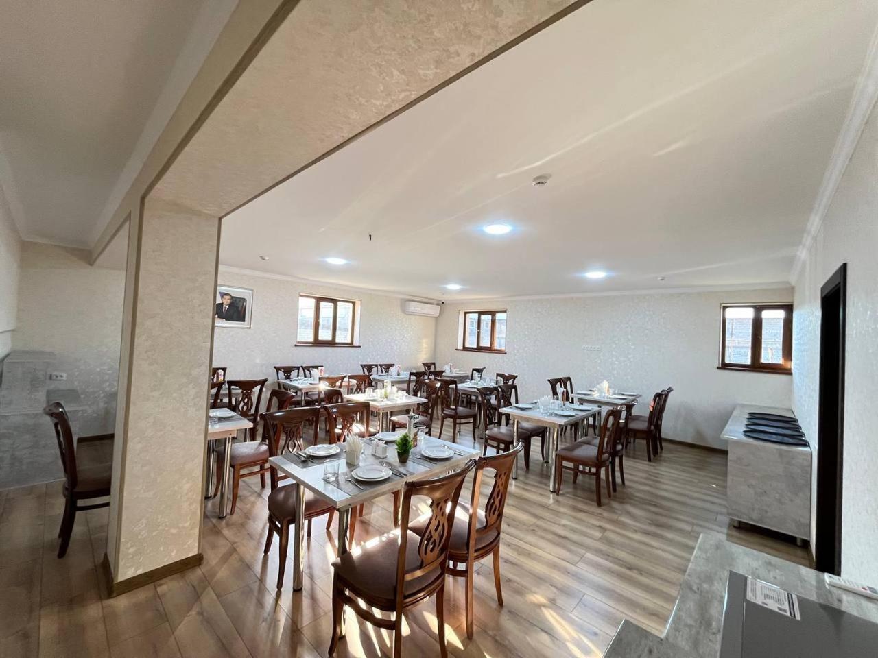 Aks Hotel Tashkent Exterior photo